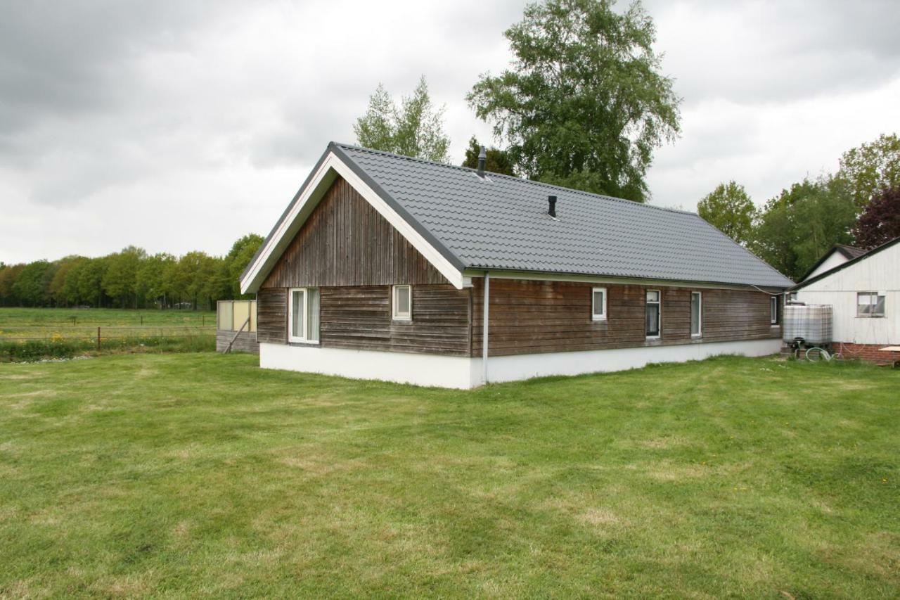 Vakantiewoning Grensgebied Groningen/Drenthe/Friesland Zevenhuizen  エクステリア 写真
